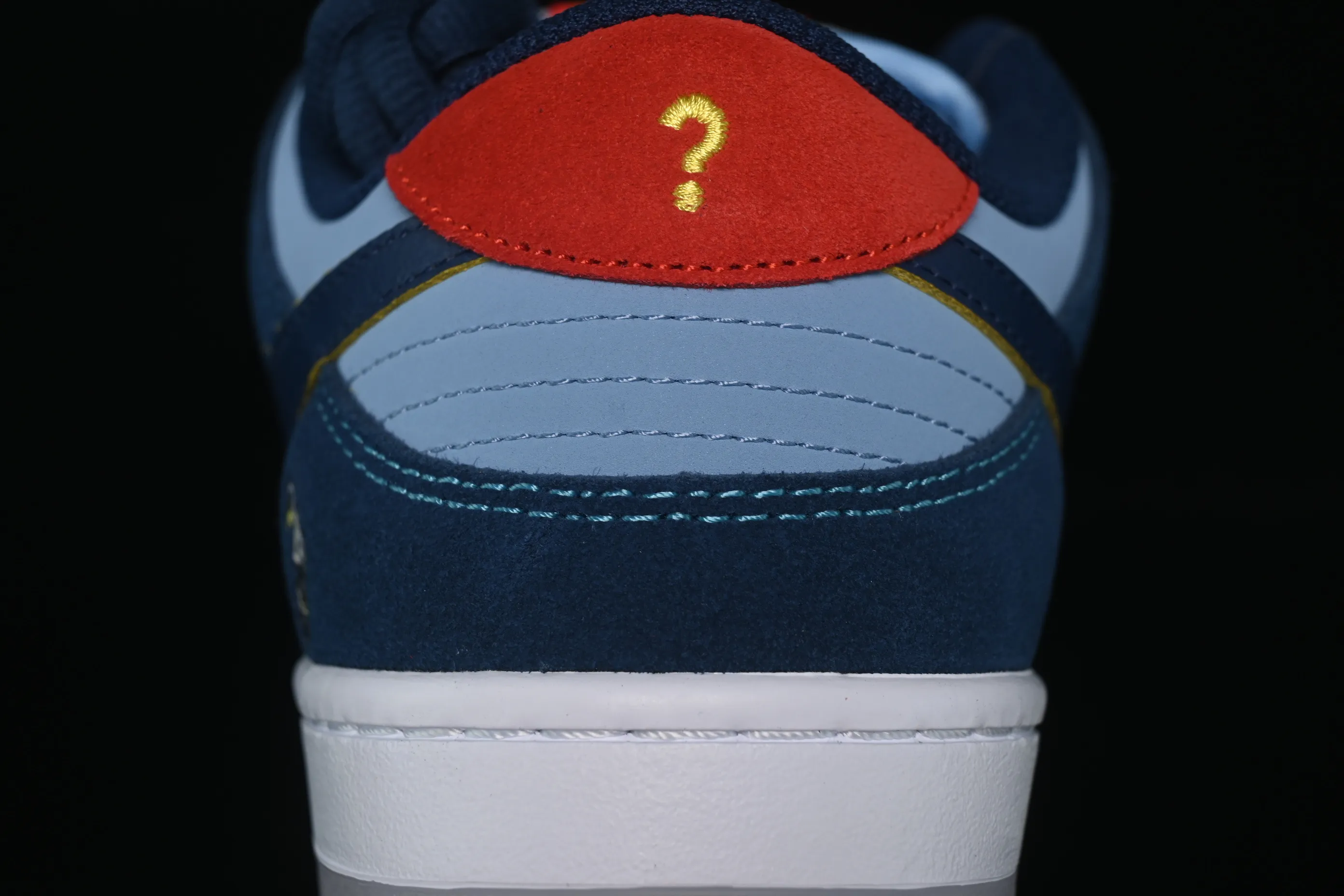 All Categories Nk SB Dunk Series Nk SB Dunk Low Low-top sneakers Nike SB Dunk Low Scratch Blue Chicken SB low-top sports and leisure sneakers DX5549-400